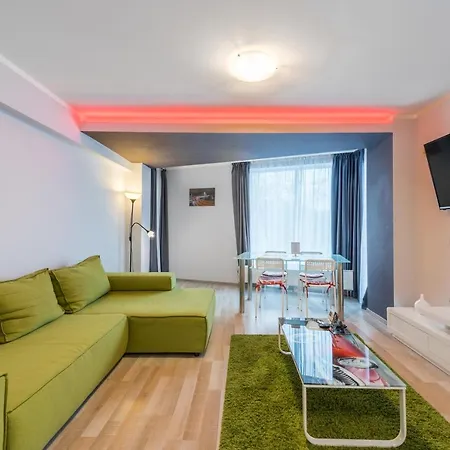 Adam And Eve Luxury Apartments - Shabbat Friendly Bucharest Exterior photo