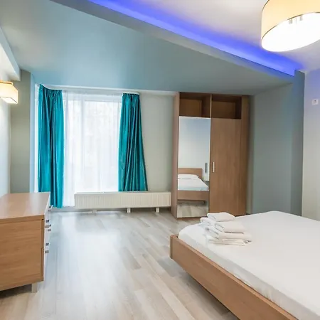 Adam And Eve Luxury Apartments - Shabbat Friendly Bucharest Exterior photo
