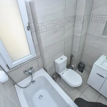 Adam And Eve Luxury Apartments - Shabbat Friendly Bucharest Exterior photo