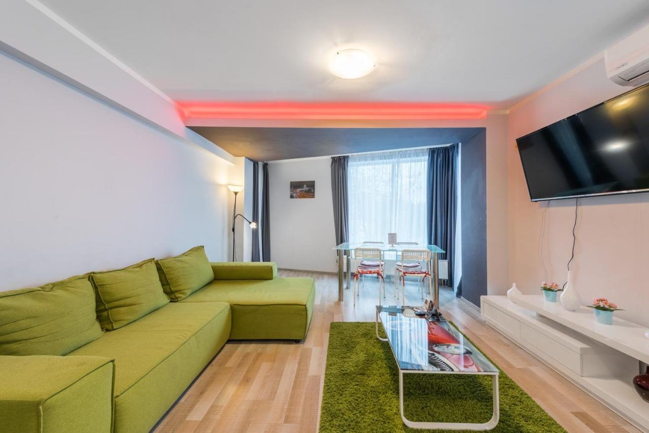 Adam And Eve Luxury - Shabbat Friendly