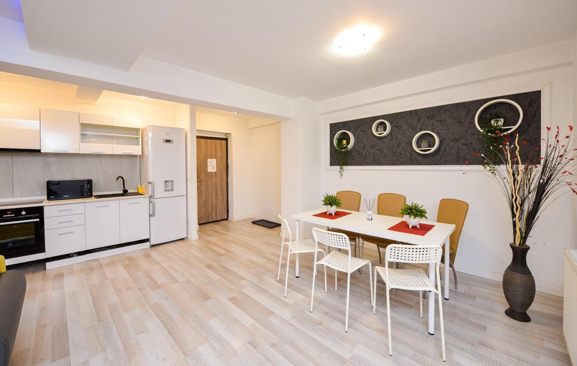 Adam And Eve Luxury - Shabbat Friendly * Bucarest